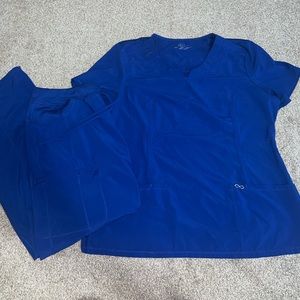 Cherokee Infinity Scrub Set